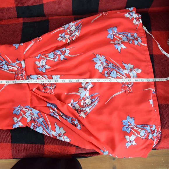 Coral flowered dress (With pockets!) - Picture 5 of 7